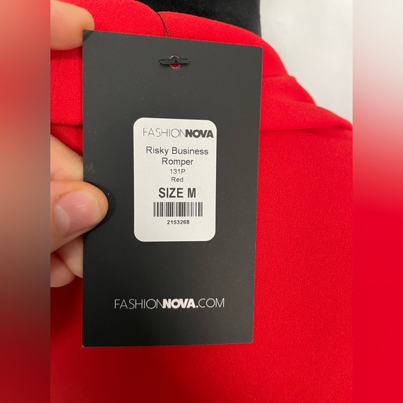 Risky business romper. Beautiful red color. With this you will look like a boss. - Picture 7 of 7